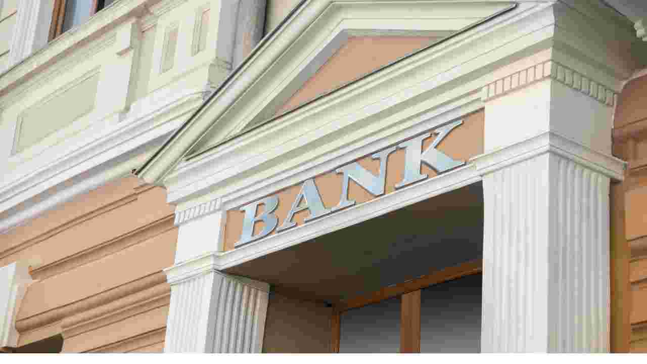 Los bancos advierten de un descenso de sus ingresos